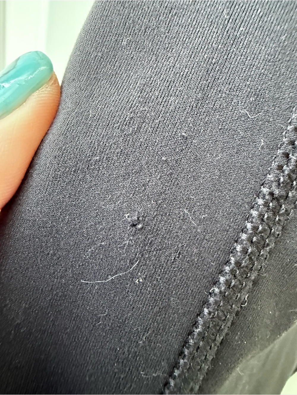 Vuori Black High-Rise Drawstring Leggings with Side Pocket - Picture 5 of 6